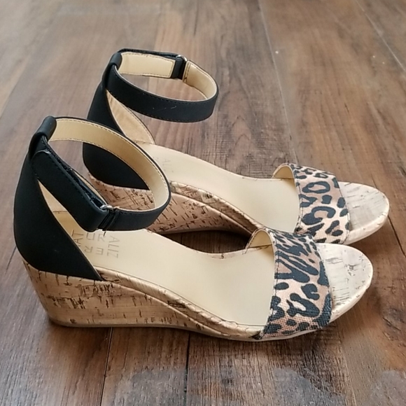 Naturalizer Areda Ankle Strap Wedges Women's Shoes - Picture 3 of 4